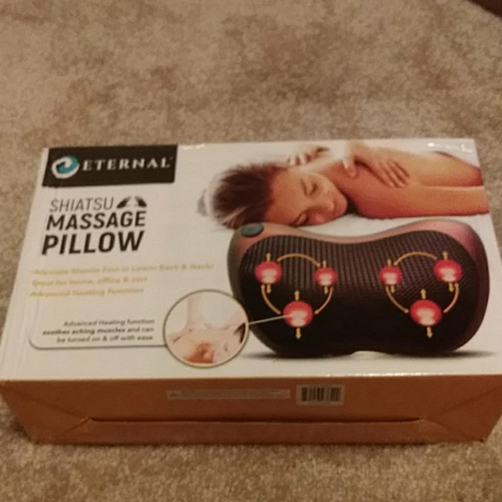 Massage pillow